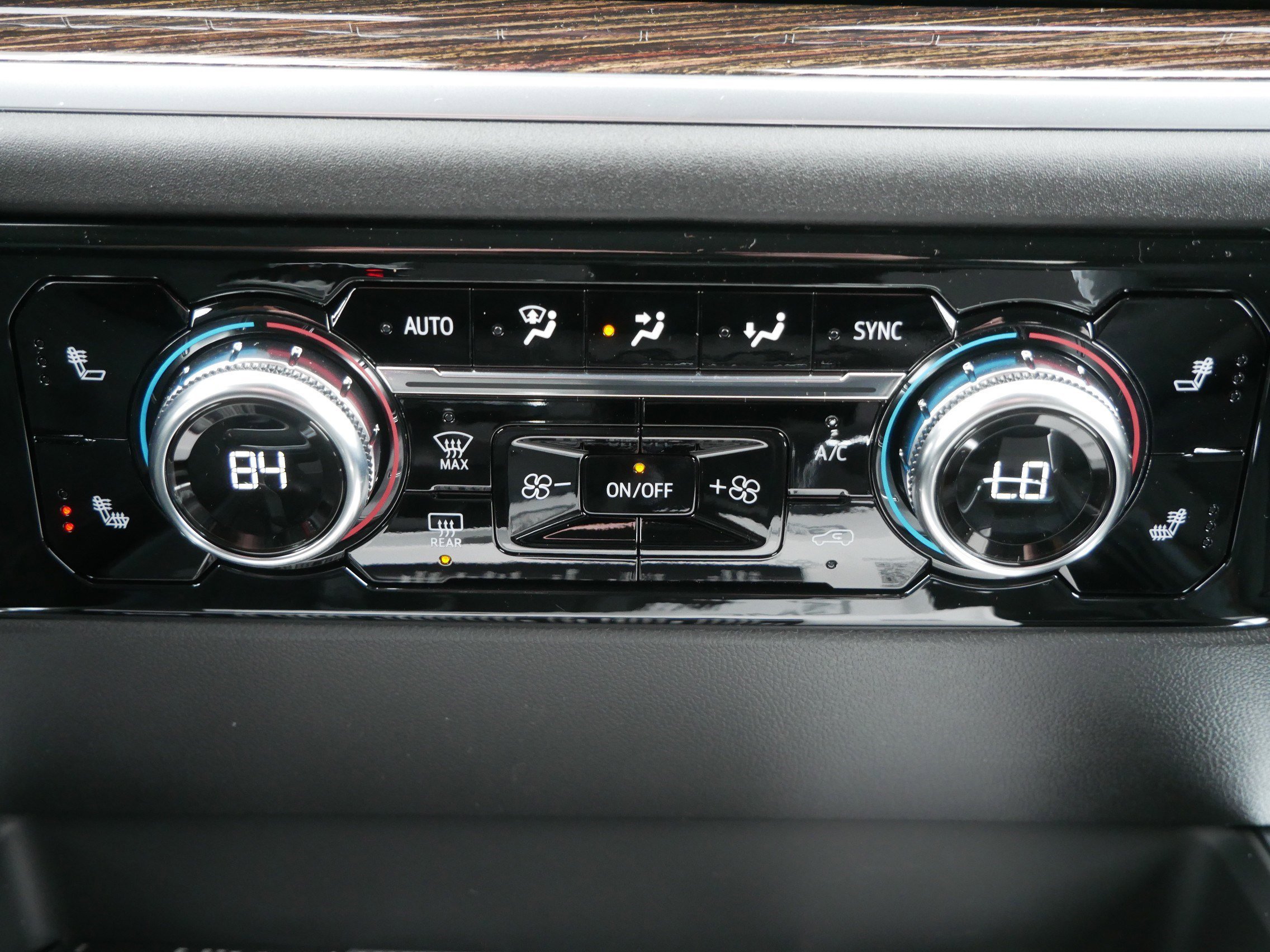 2026 GMC Sierra 1500 Elevation - Photo 8