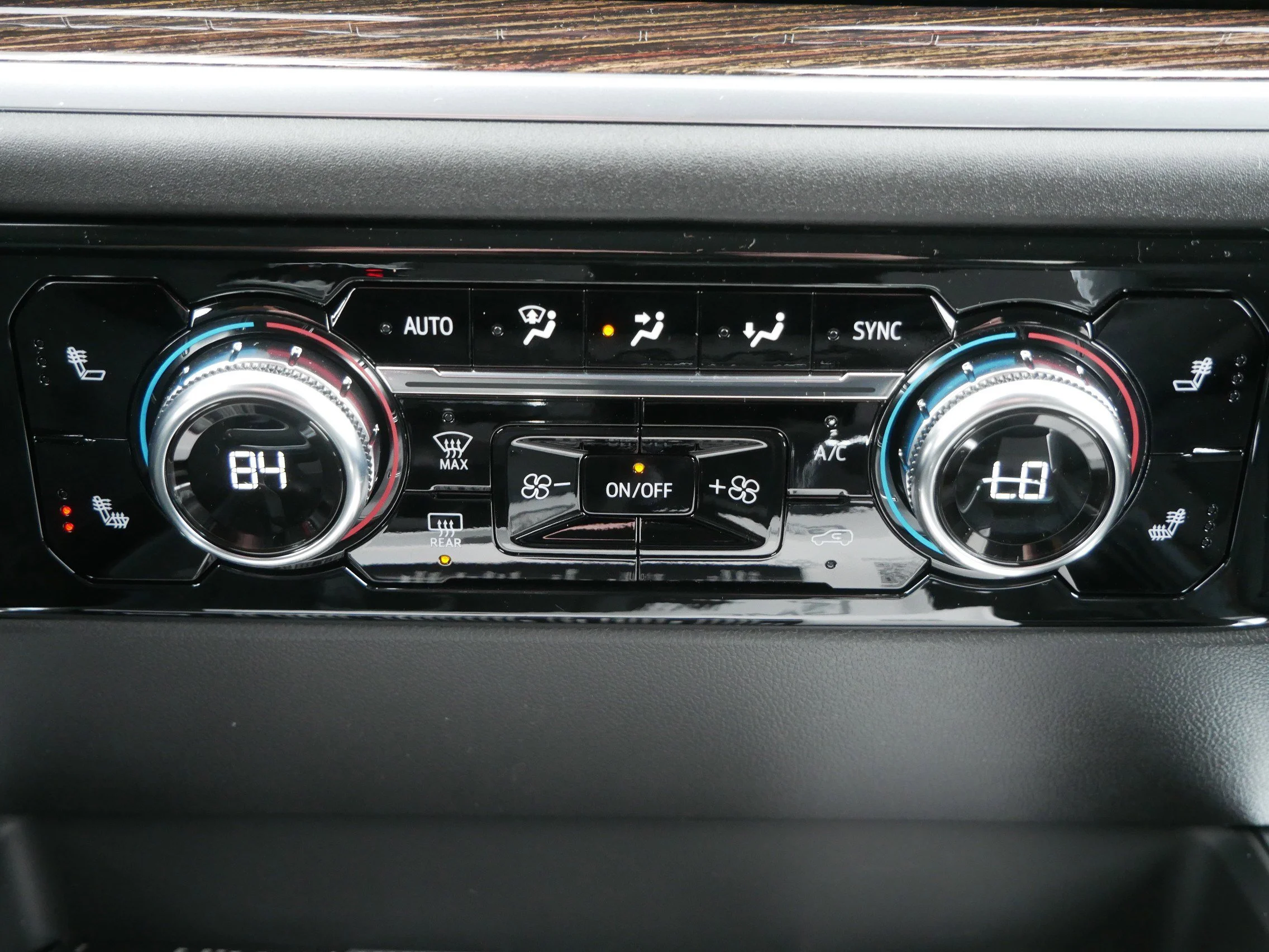 2026 GMC Sierra 1500 Elevation - Photo 8