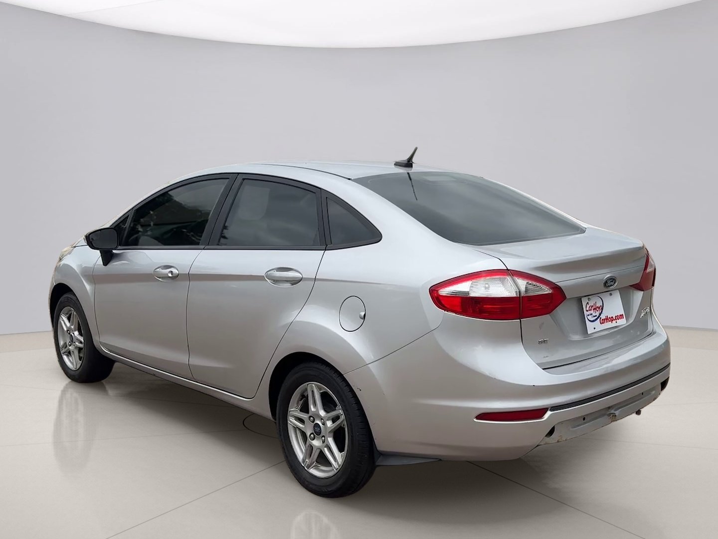 Used 2017 Silver Ford SE image 3