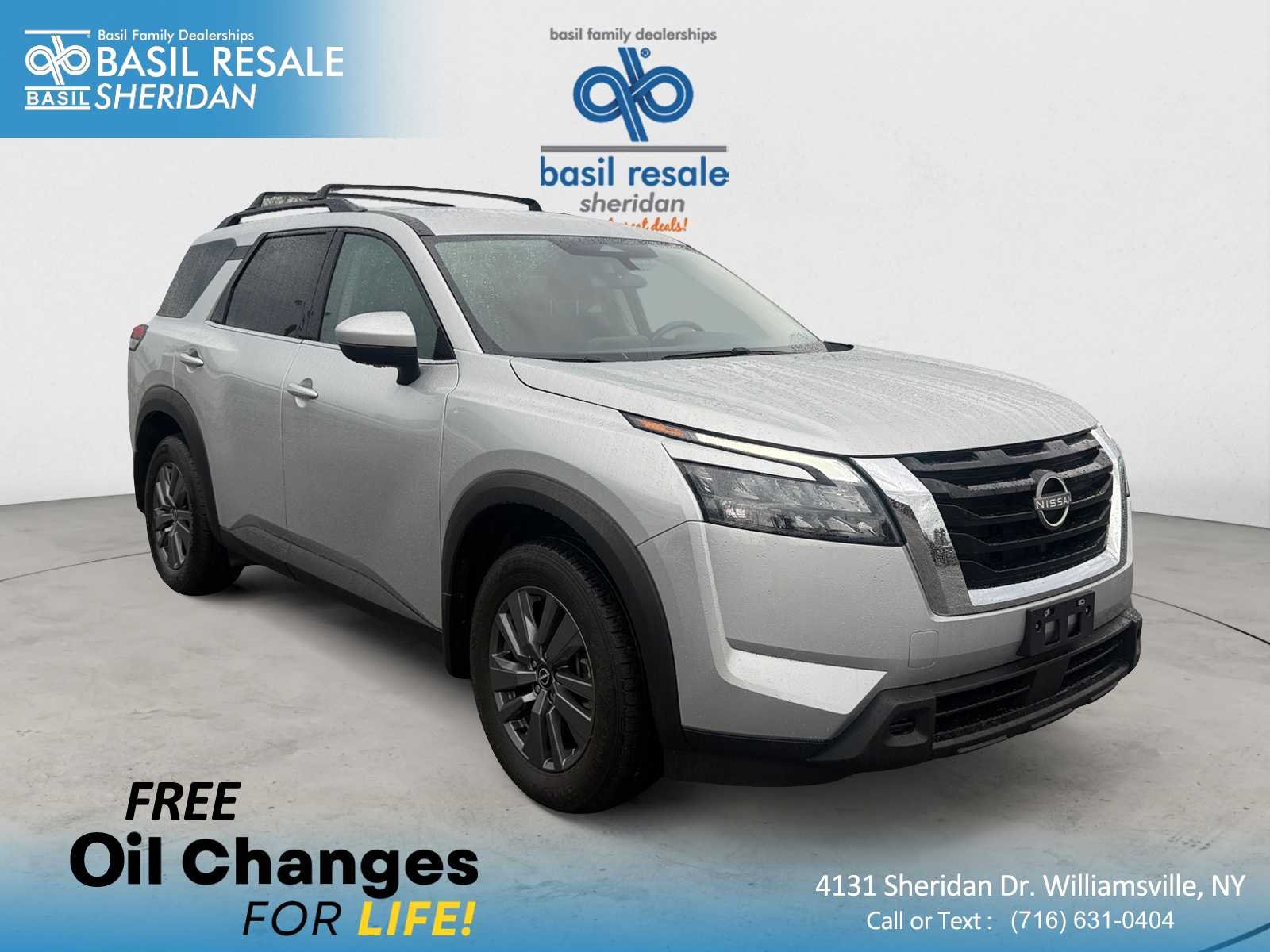 2024 Nissan Pathfinder SV