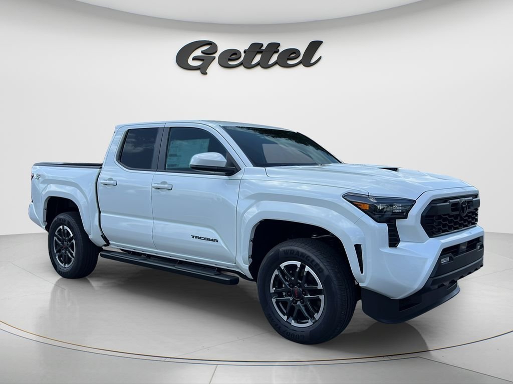 New 2026 Wind Chill Pearl <sup>1</sup> Toyota  TRD Sport image 3
