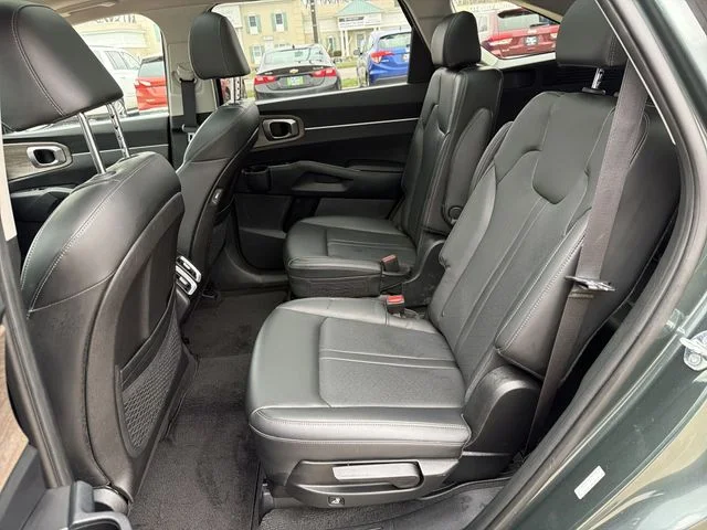 Used 2023 Green Kia X-Line EX image 25