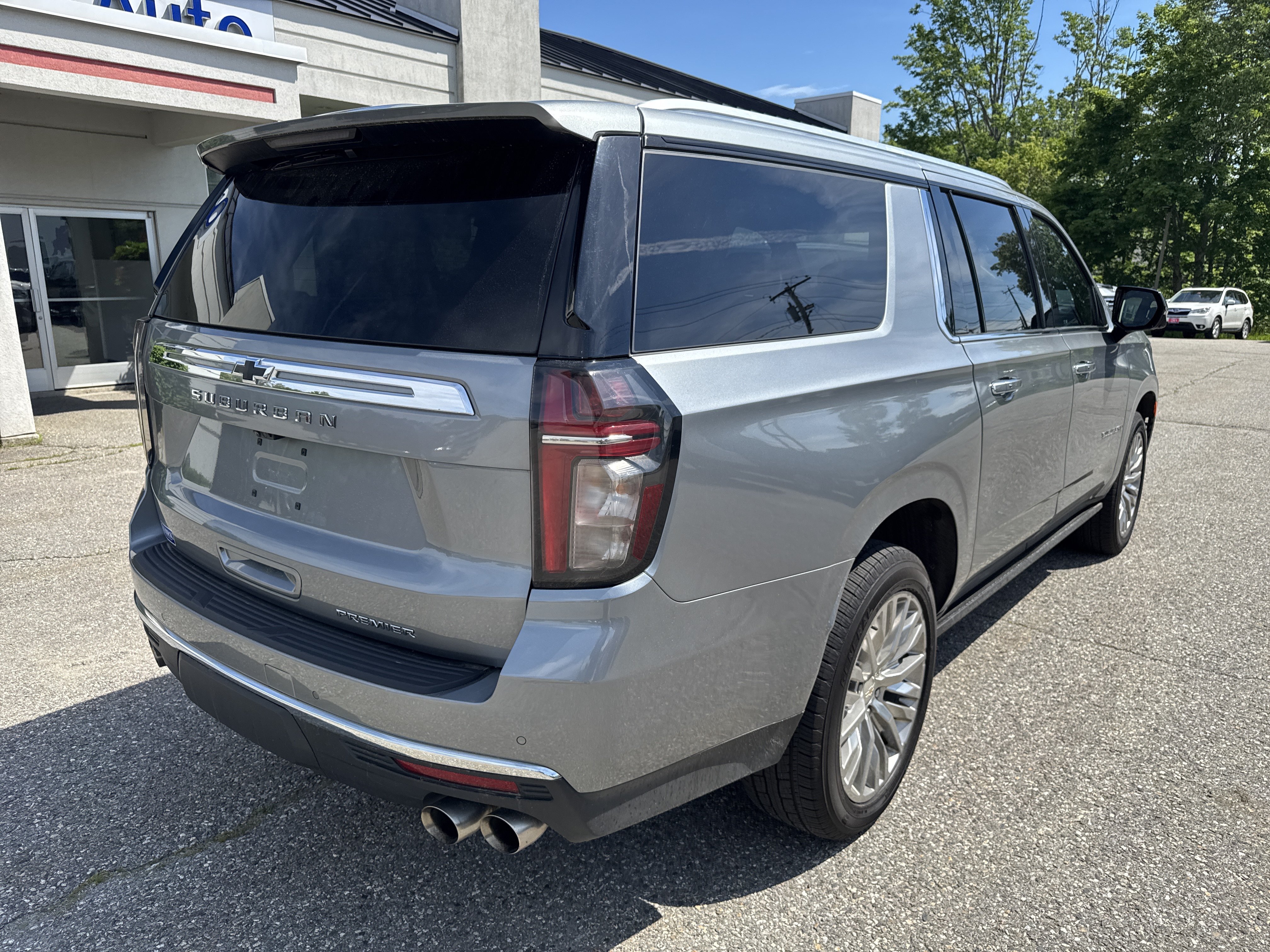 Used 2023 Sterling Gray Metallic Chevrolet Premier image 5