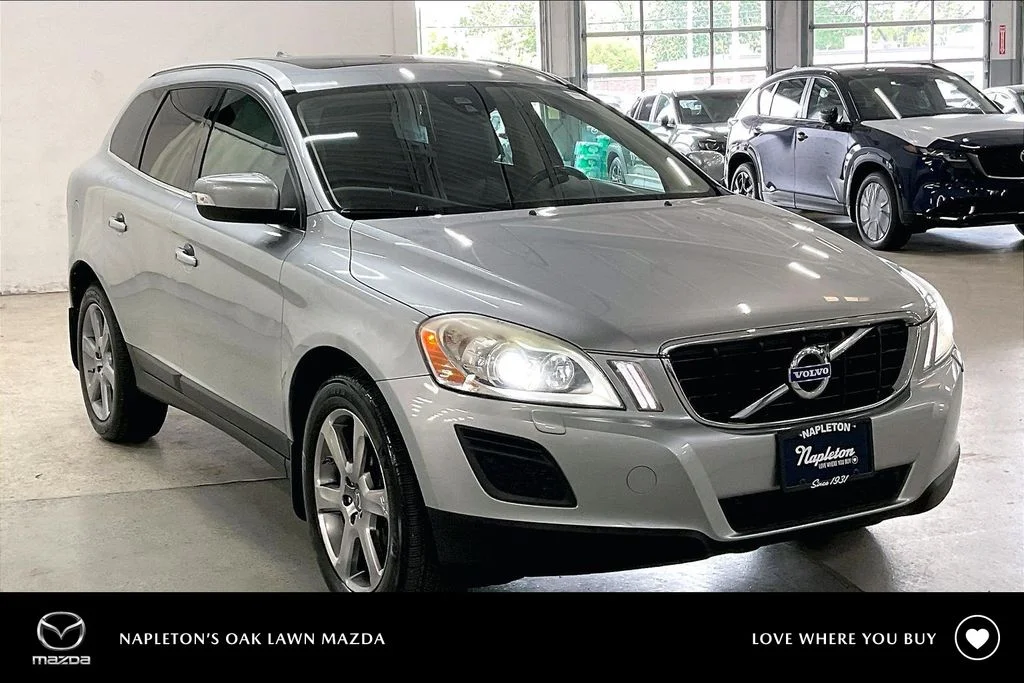2013 Volvo XC60 T6 AWD Auto's photo