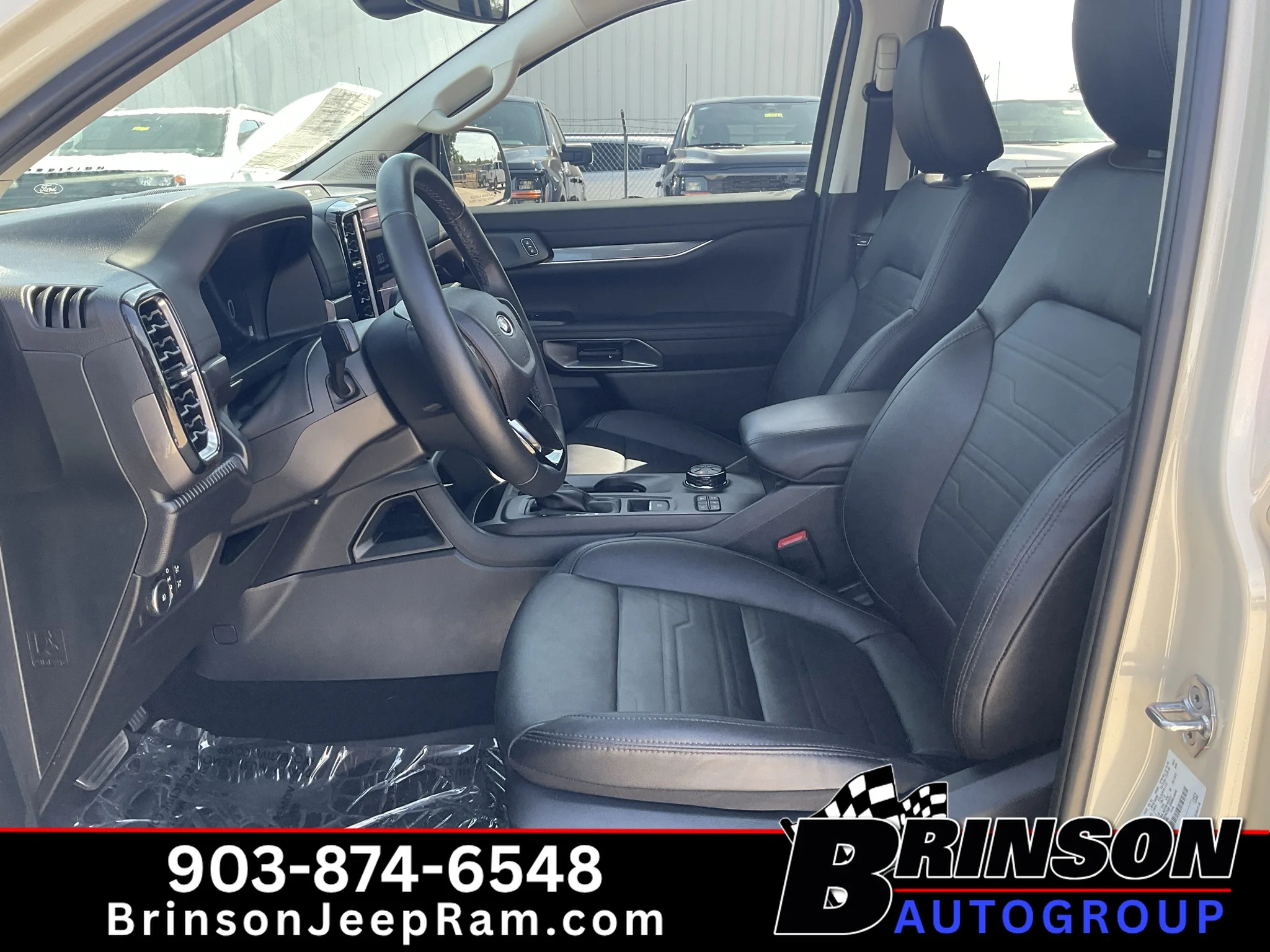 Used 2025 Desert Sand Ford LARIAT image 23