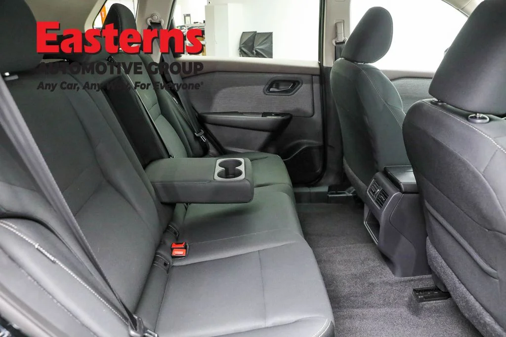 Used 2023 Black Nissan S image 22