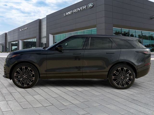 New 2026 Carpathian Grey Land Rover P250 Base image 2