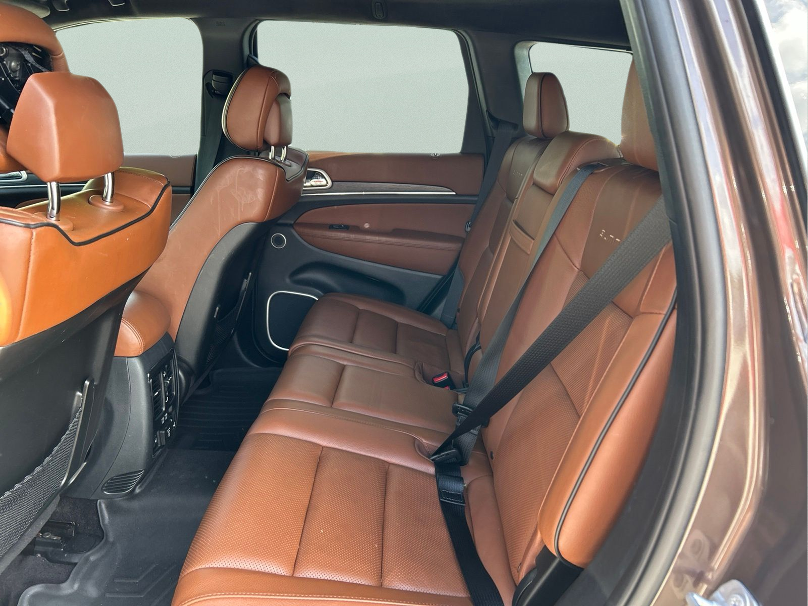 Certified Used 2018 Brown Jeep Summit image 10