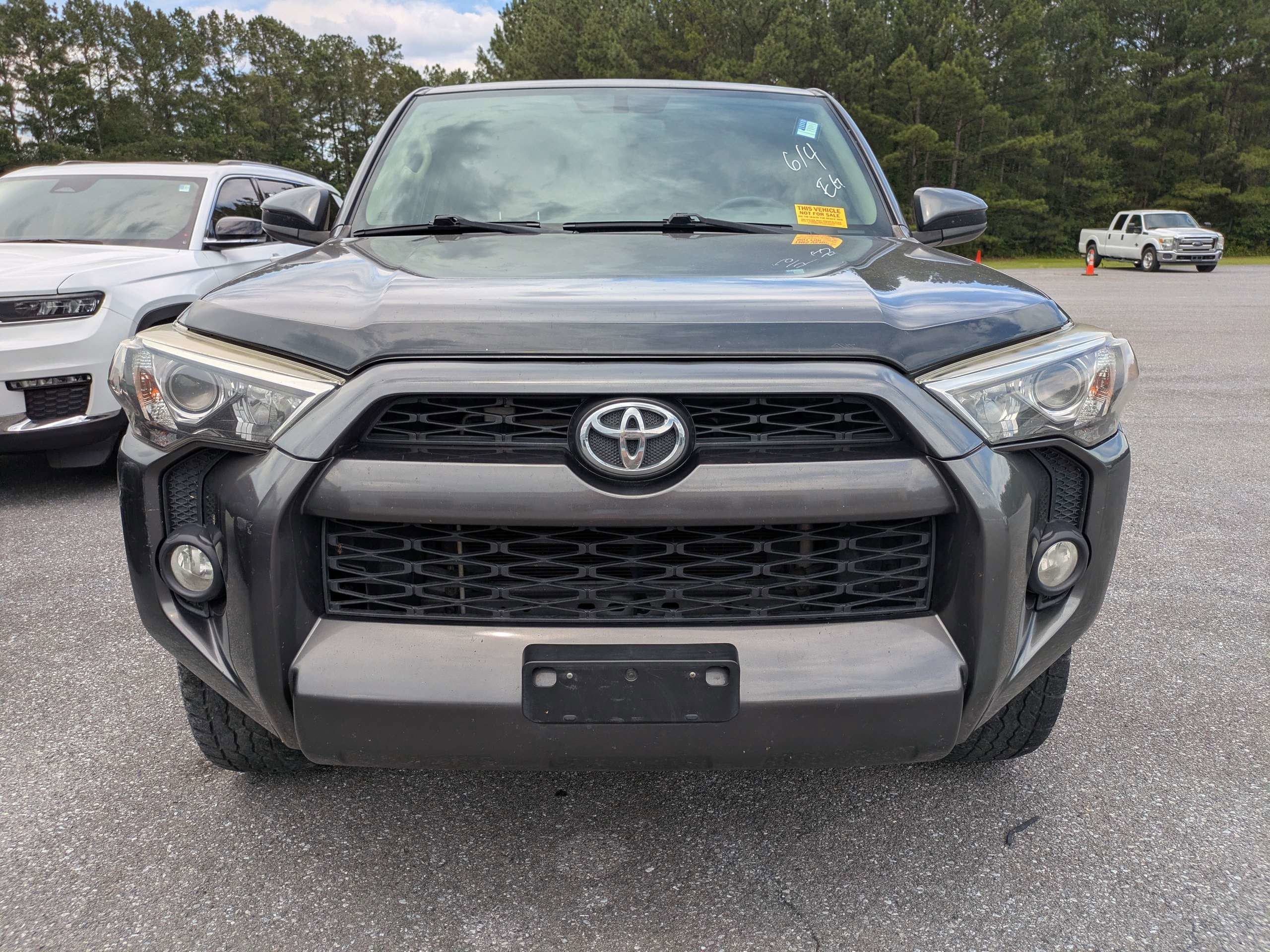 Used 2017 Magnetic Gray Metallic Toyota SR5 image 3