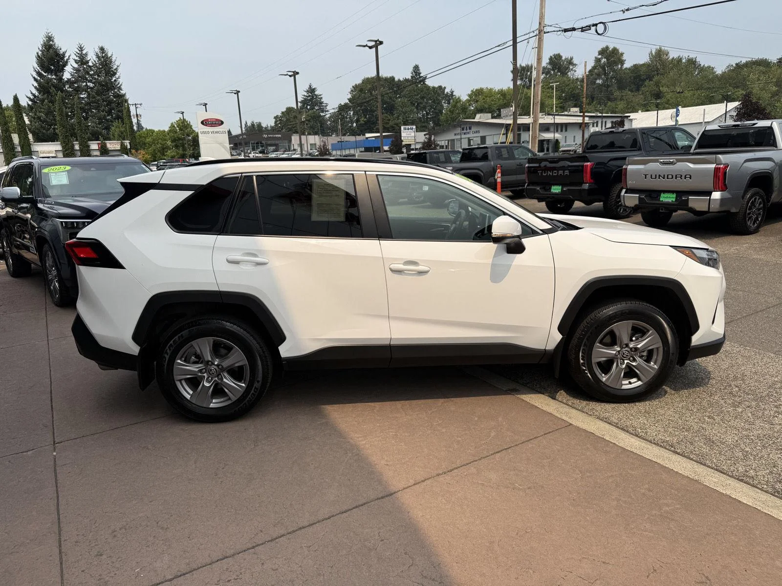 Used 2023 Ice Cap Toyota XLE image 9