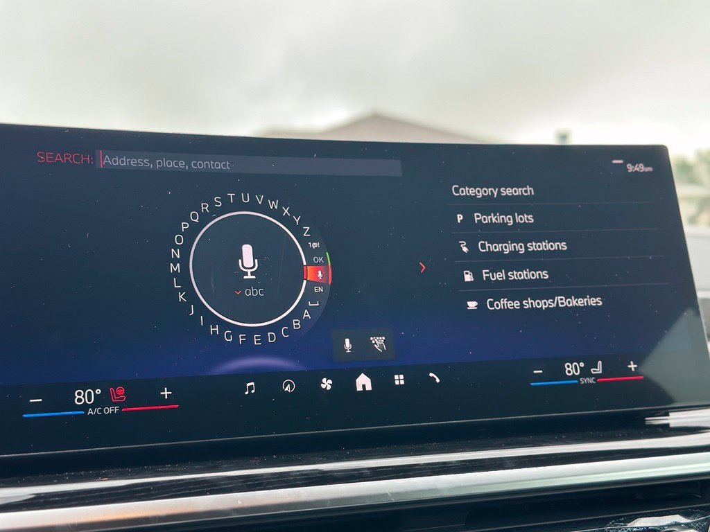 New 2026 Alpine White BMW xDrive40i image 39