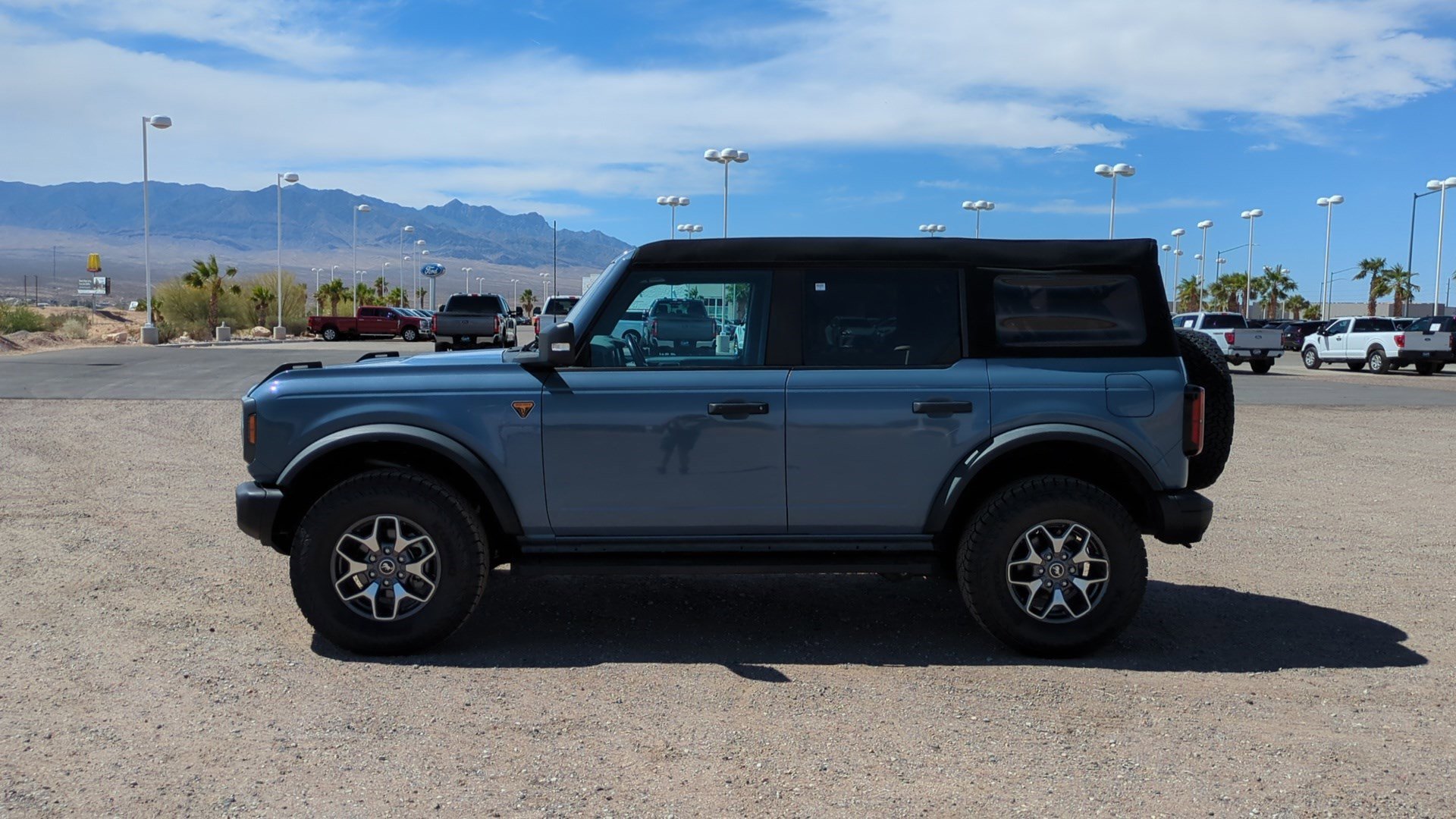Used 2023 Azure Gray Metallic Tri-Coat Ford Badlands image 6
