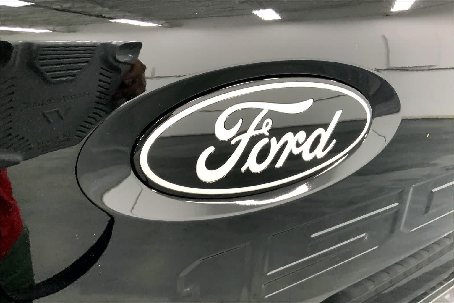 New 2026 Agate Black Metallic Ford Lariat® image 12