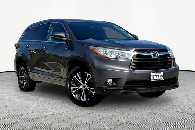 2016 Toyota Highlander XLE V6