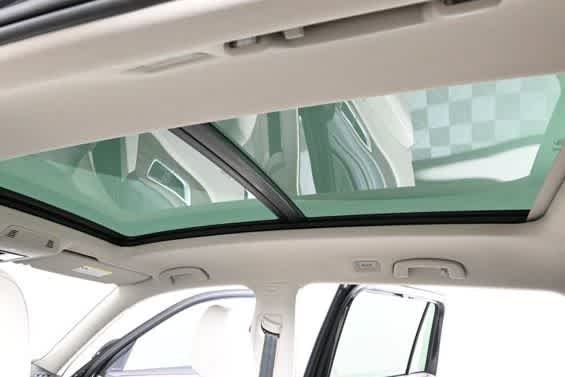 2025 Volkswagen Atlas SEL Premium R-Line - Photo 7