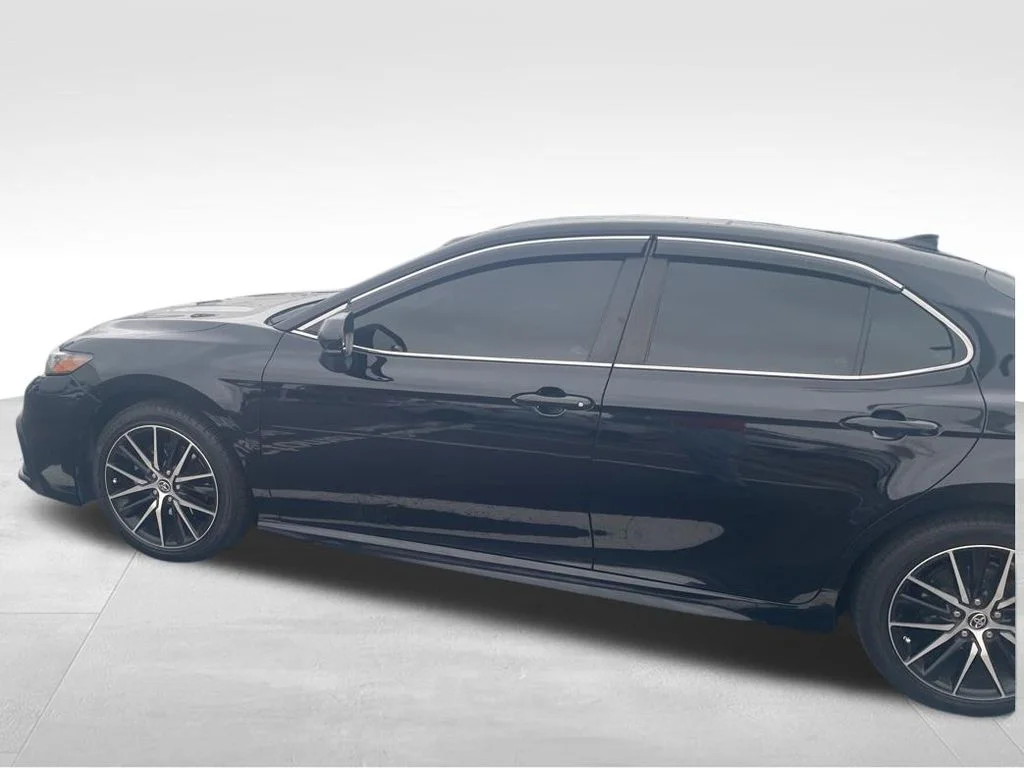 Used 2021 Black Toyota SE image 17