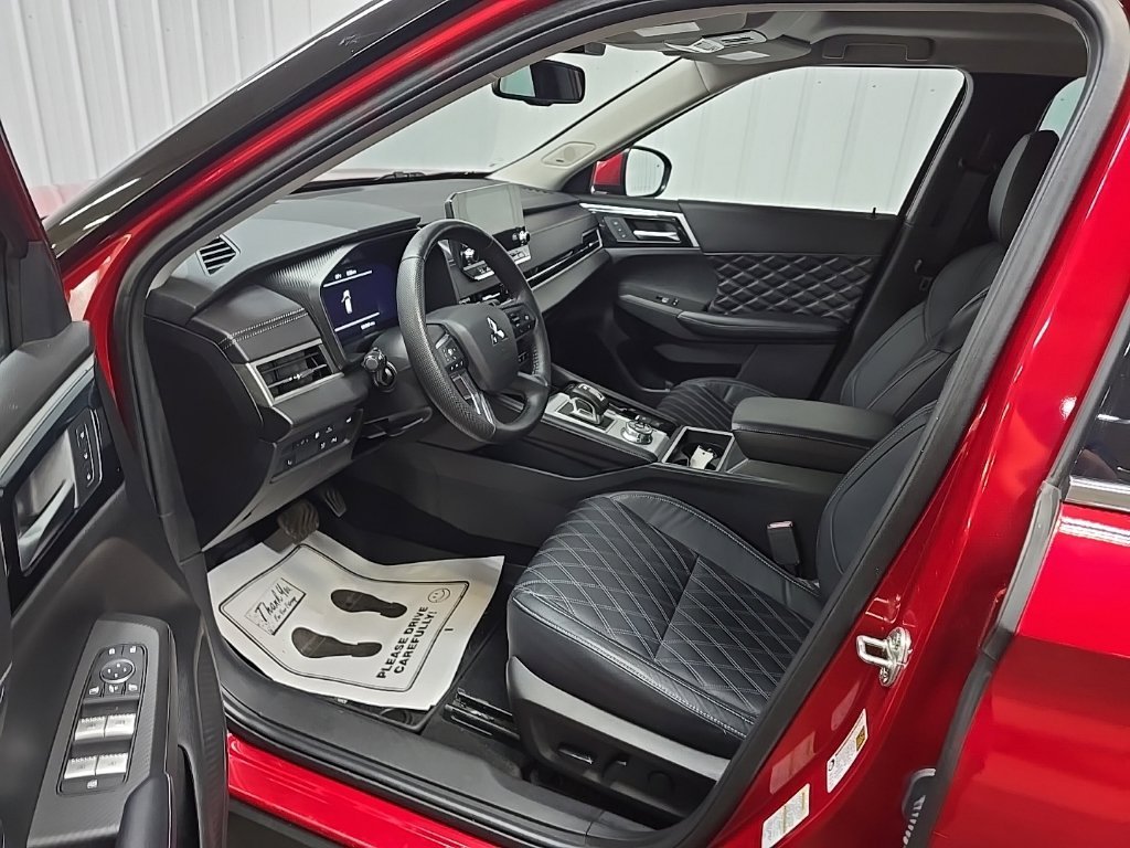 Used 2023 Red Mitsubishi SEL image 30
