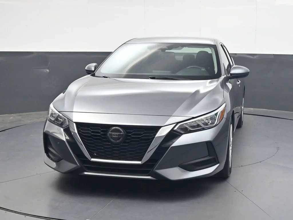 Used 2023 Gray Nissan S image 12