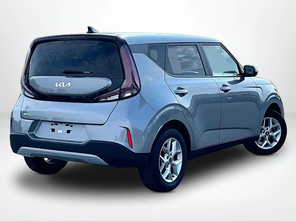 Used 2025 Gray Kia LX image 3