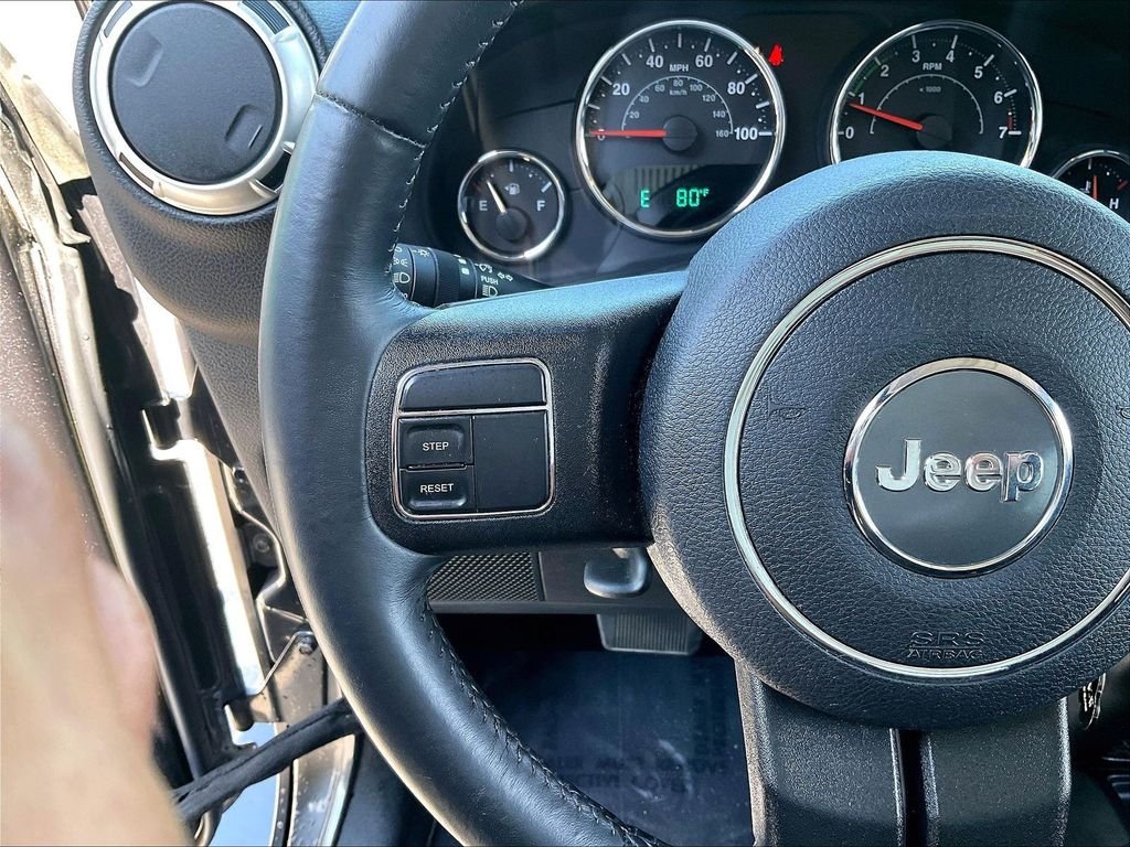 Used 2018 Gray Jeep Unlimited Sahara image 22