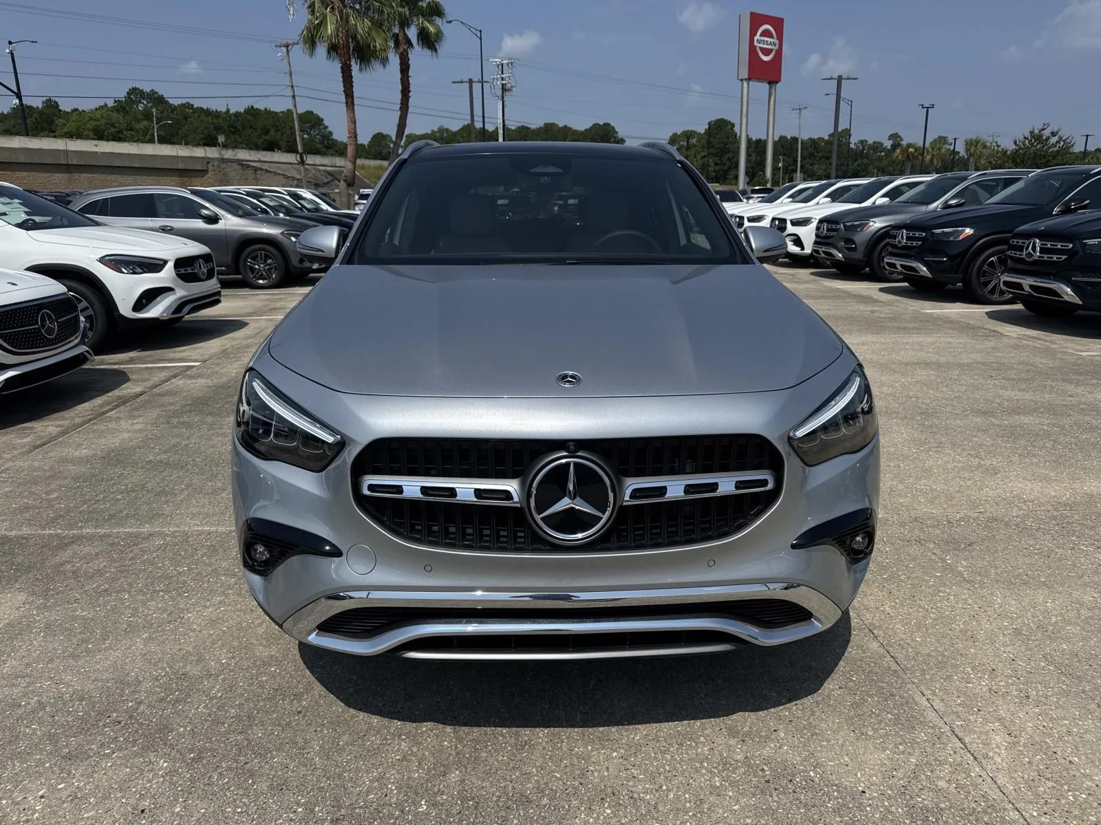 New 2026 Silver Mercedes-Benz GLA 250 image 2