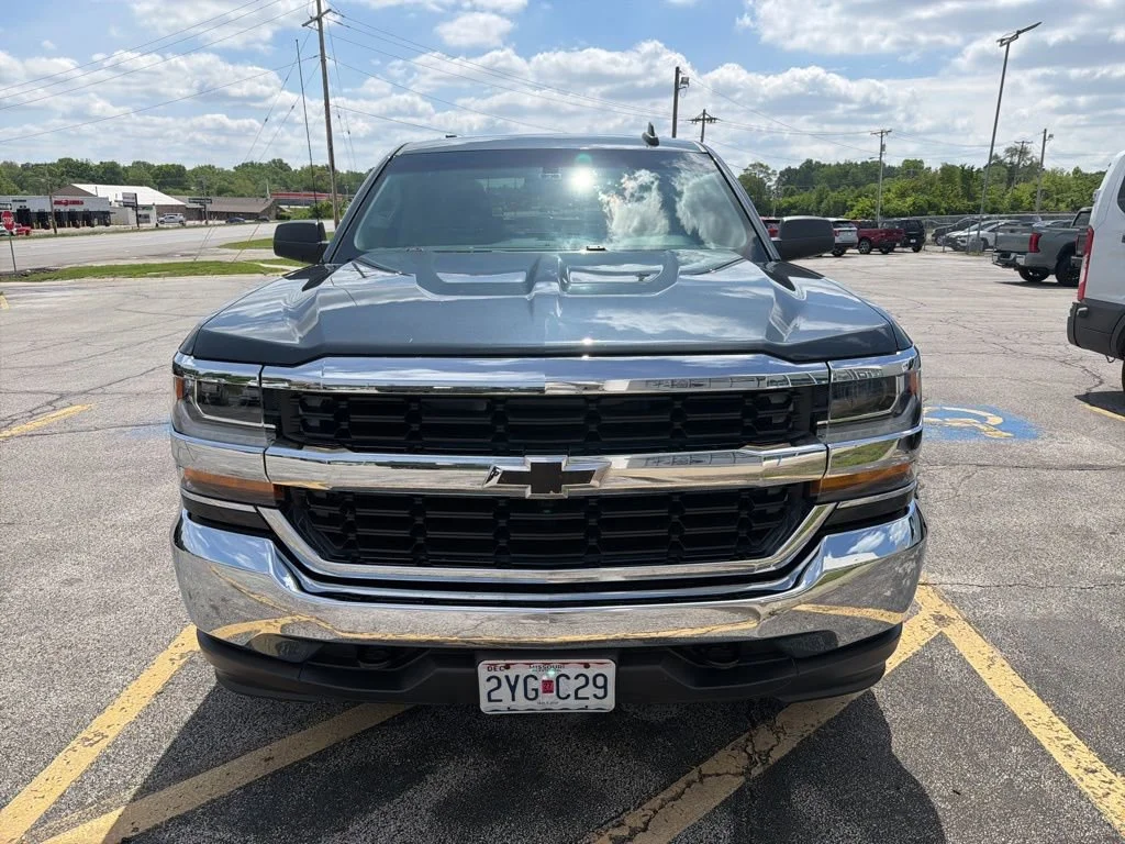 Used 2017 Chevrolet Silverado 1500 1LS with VIN 3GCUKNEC4HG282209 for sale in Kansas City