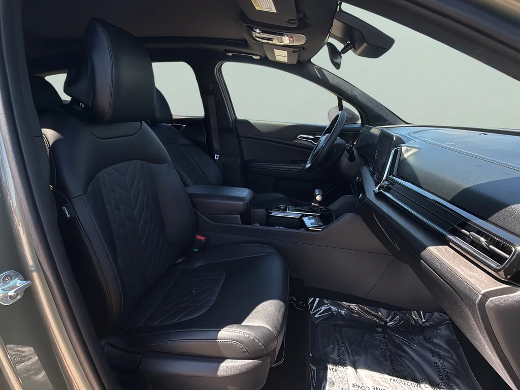 Certified Used 2023 Jungle Green Kia X-Line image 20