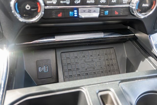 Used 2023 Gray Ford Lariat image 31