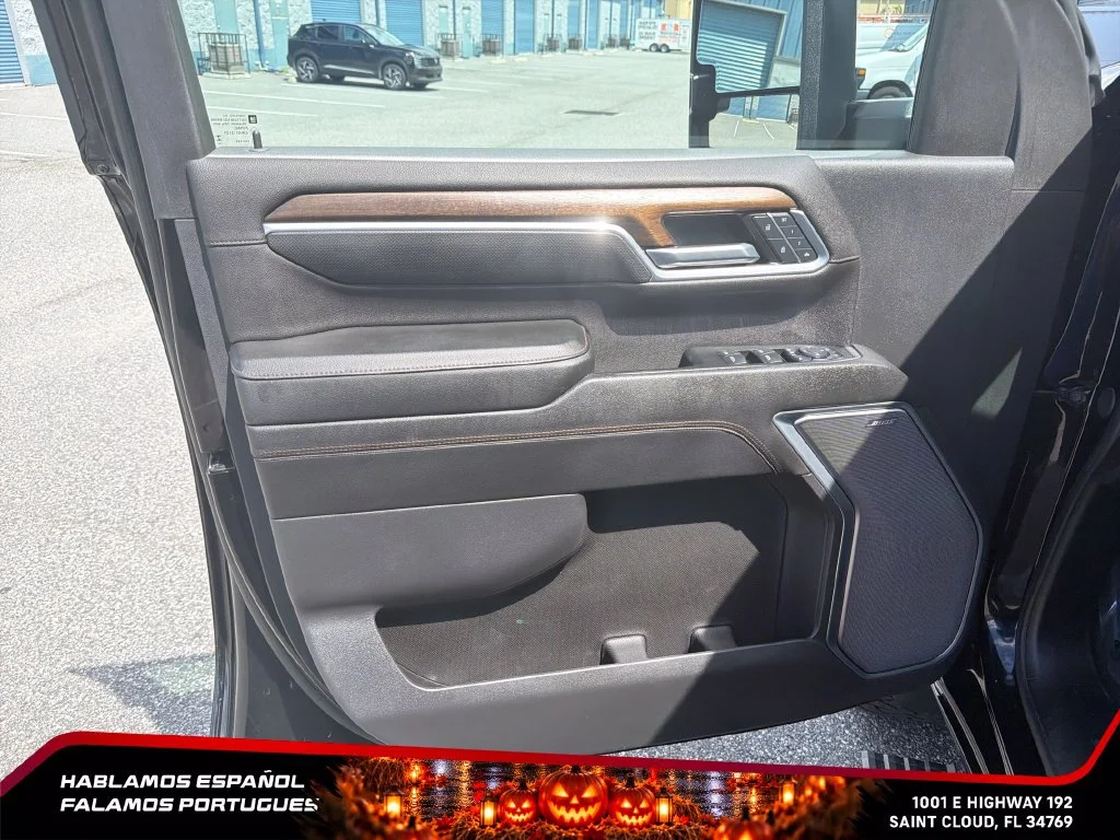 Used 2024 Black Chevrolet High Country image 12