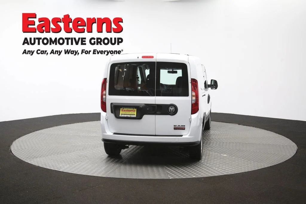 Used 2022 White Ram Base image 34