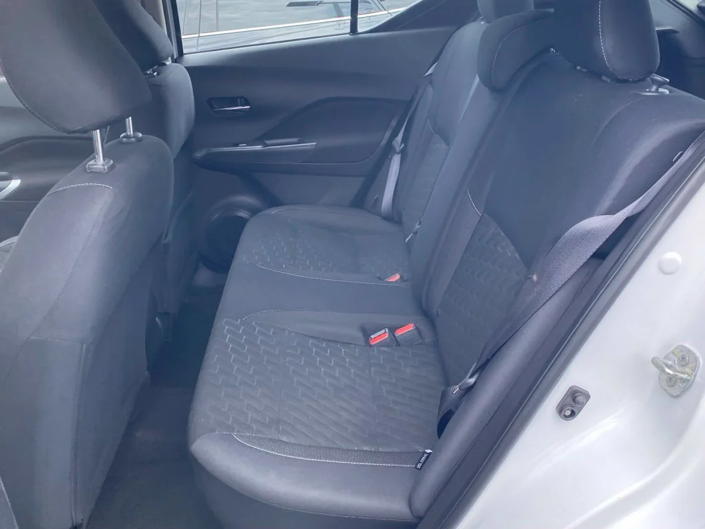 Used 2023 White Nissan SV image 7