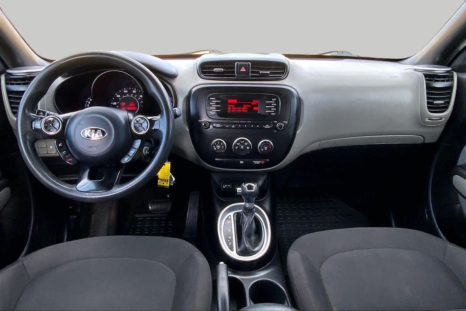 Used 2014 Titanium Gray Kia Base image 16