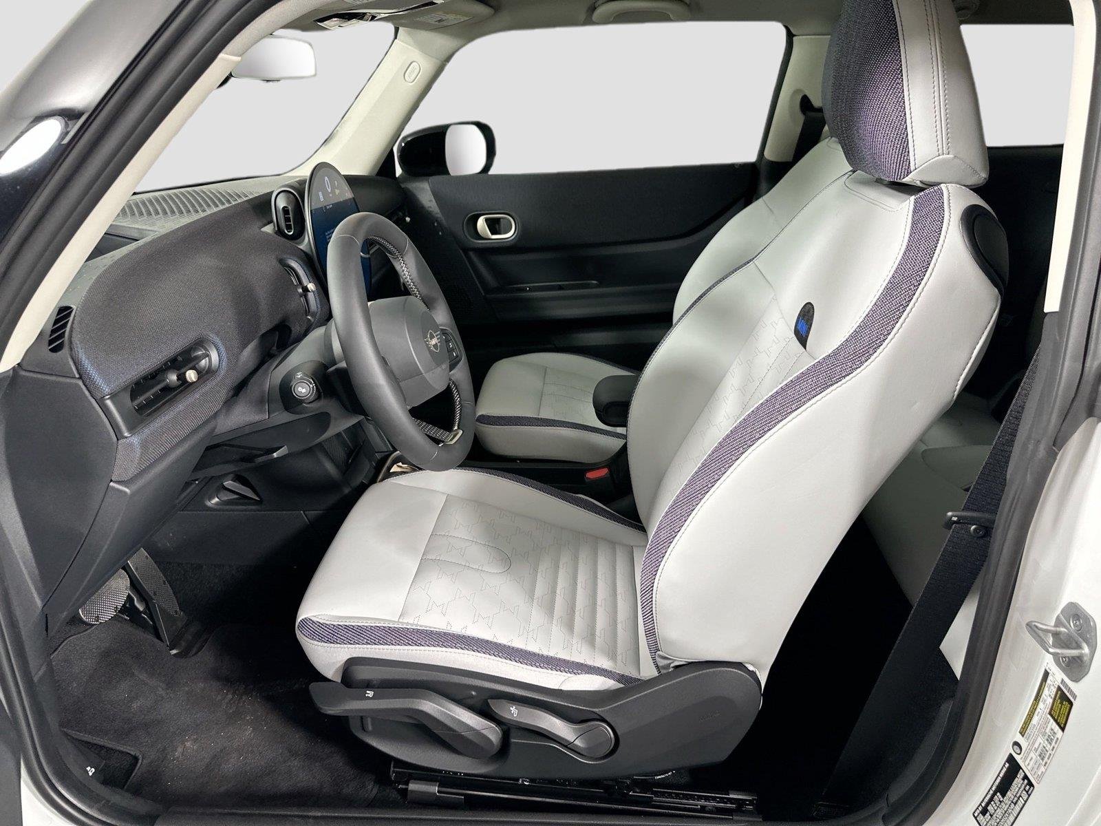 Used 2025 Nanuq White Metallic MINI Cooper S image 15