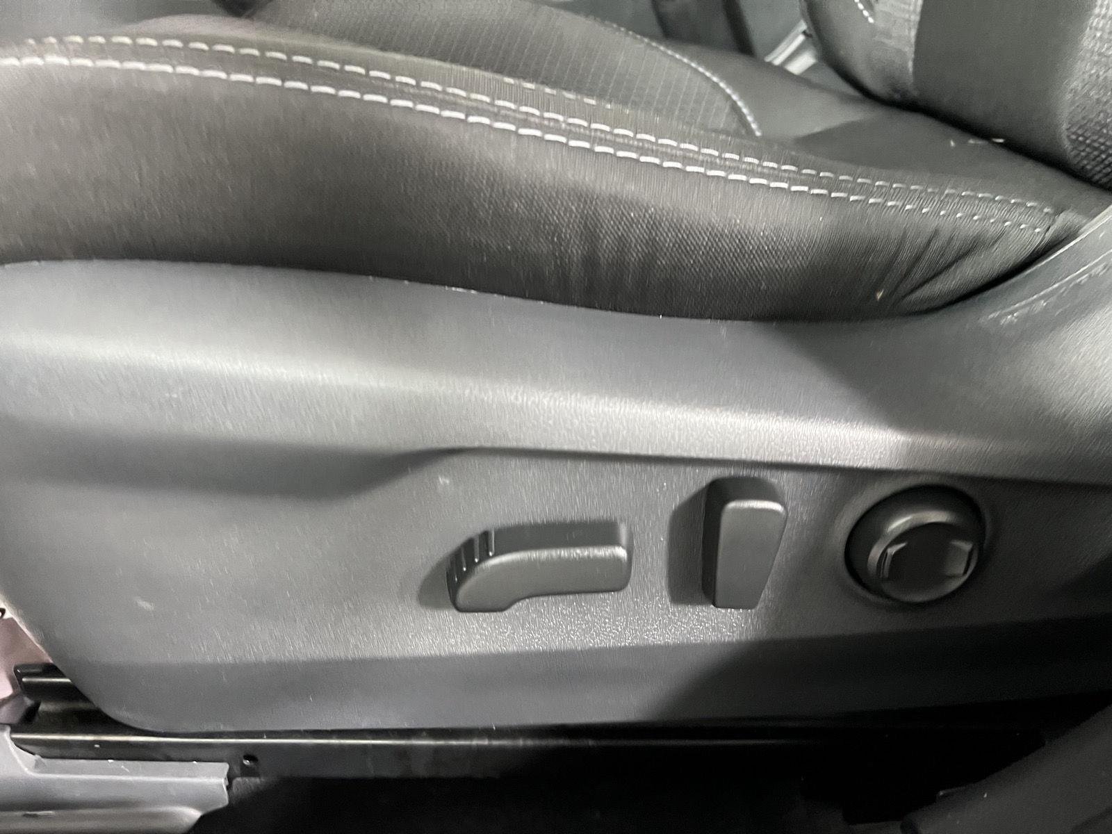 Used 2025 Magnetite Gray Metallic Subaru Premium image 15