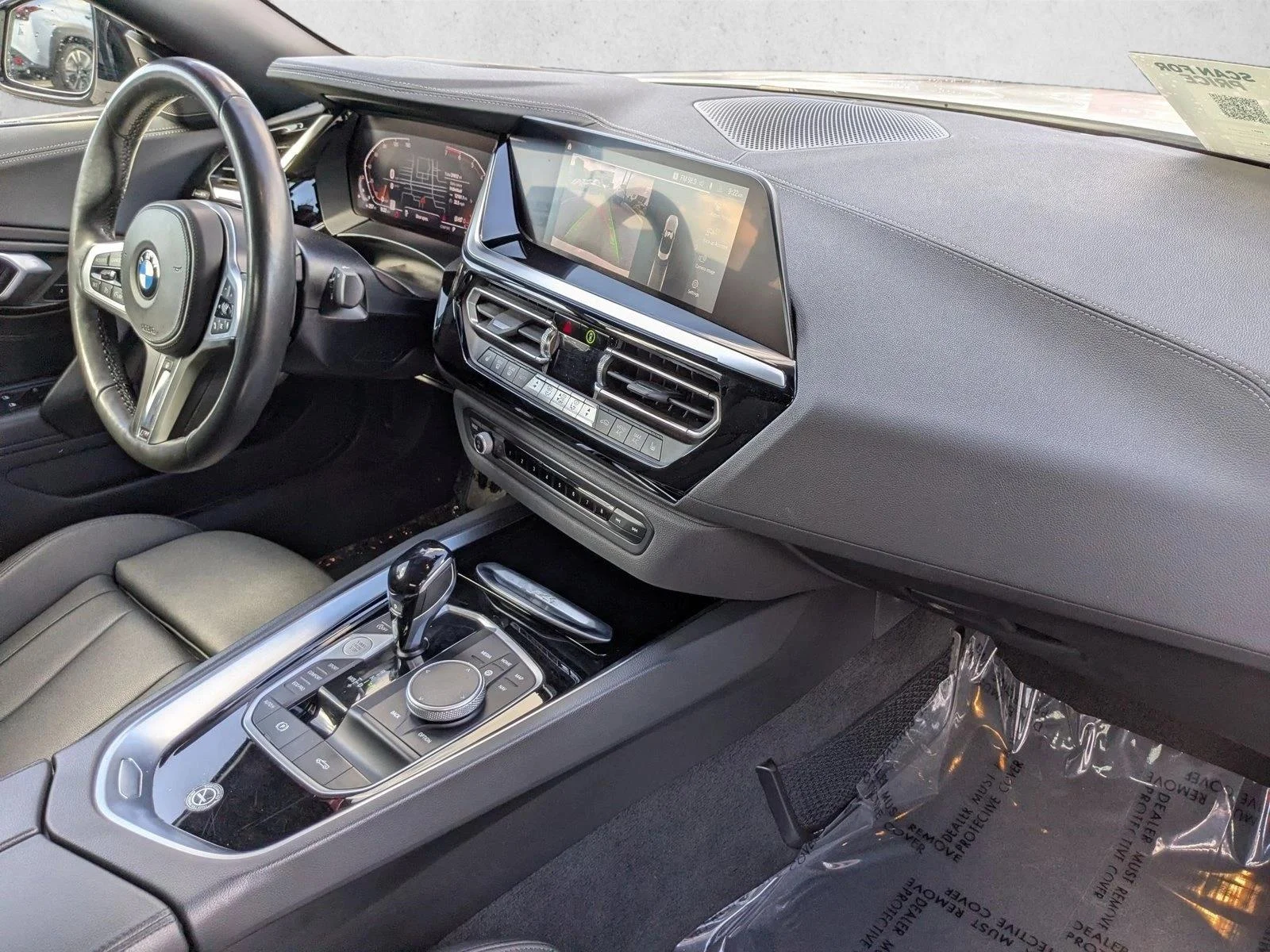 2025 BMW Z4 30i - Photo 17