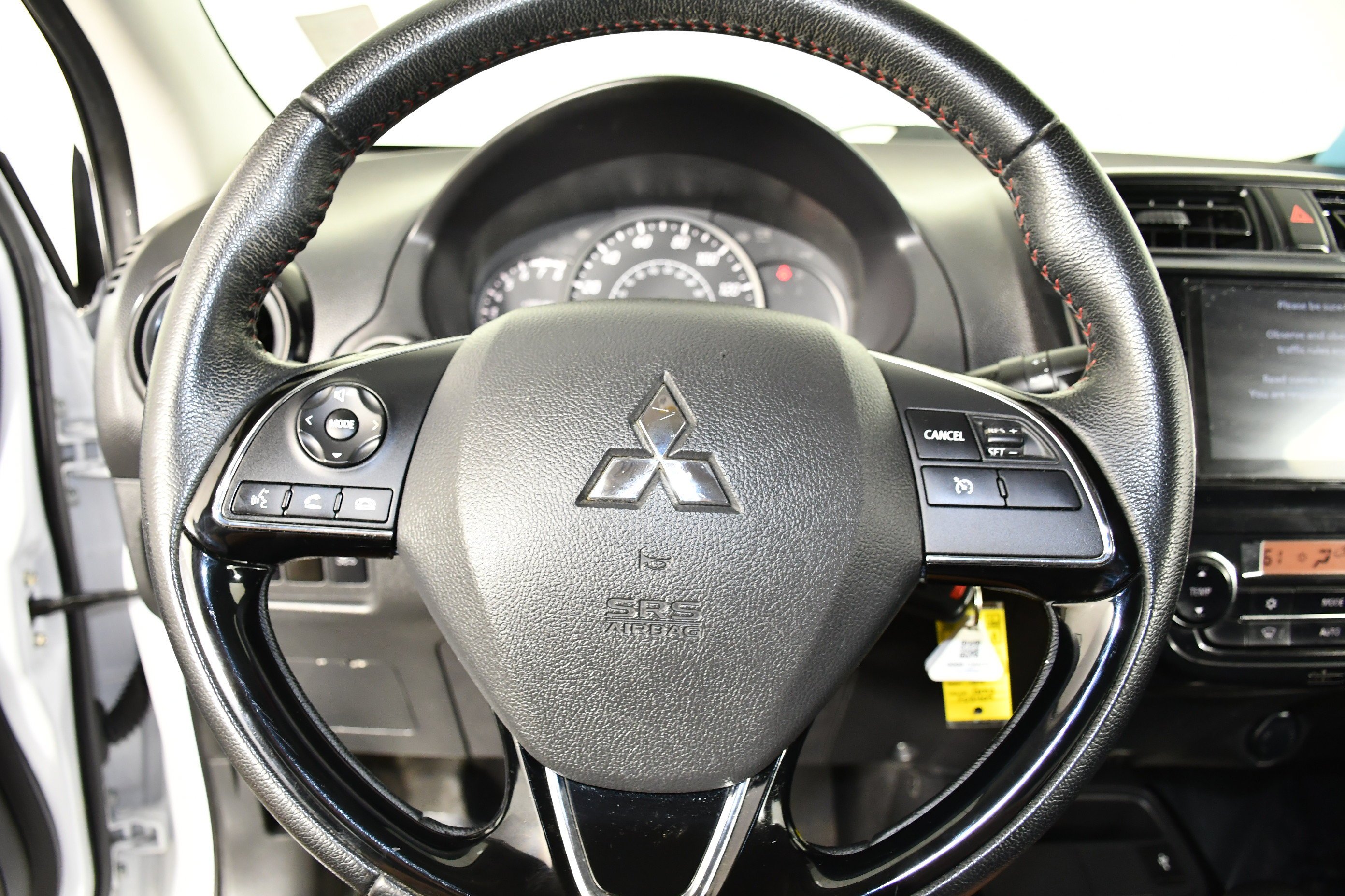 Used 2022 White Mitsubishi Black Edition image 19