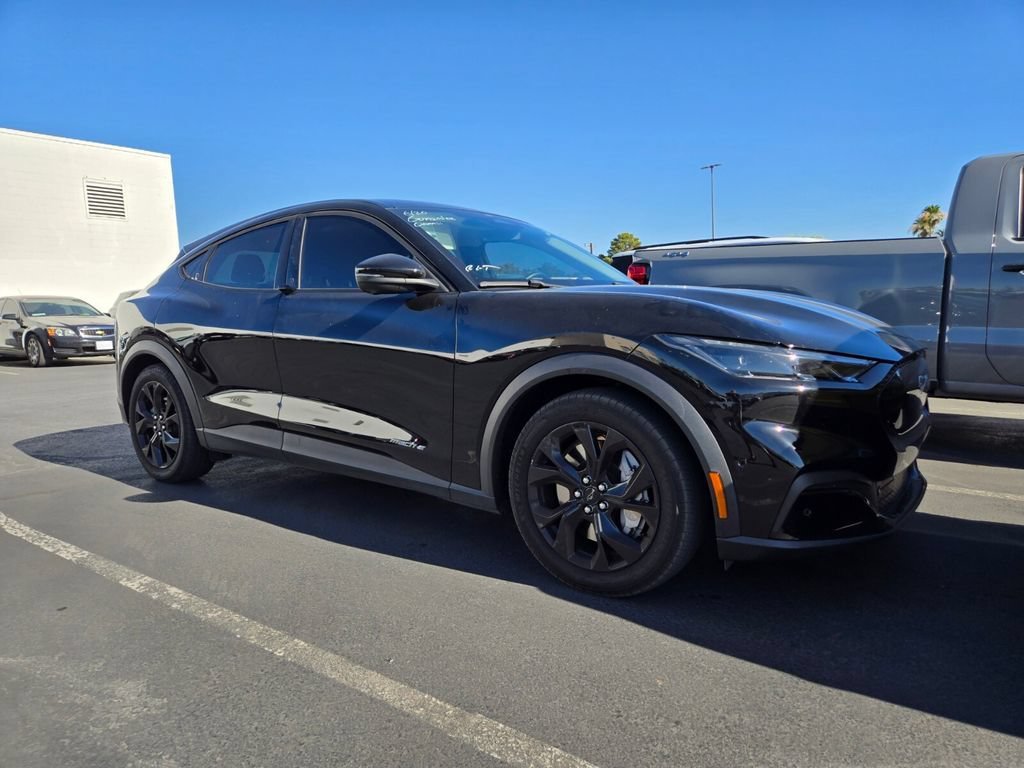 2024 Ford Mustang-Mach-e Select's photo