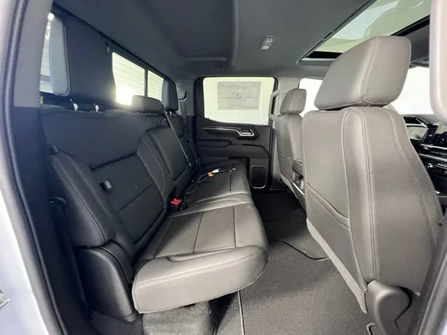 2026 GMC Sierra 1500 SLT - Photo 38
