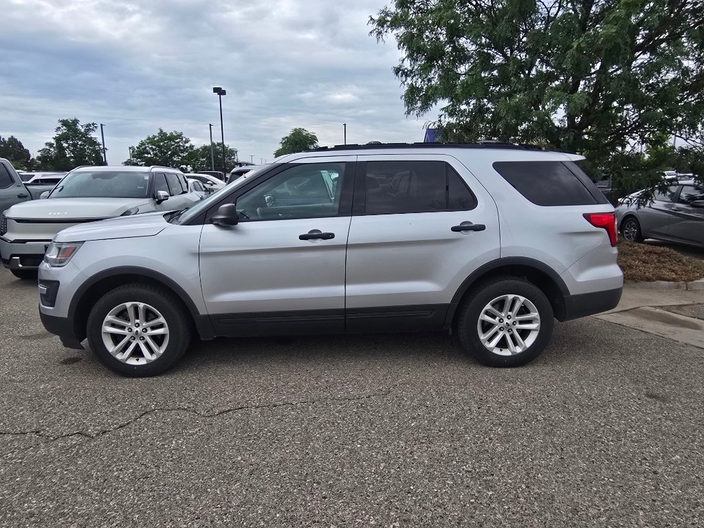 Used 2016 Ingot Silver Metallic Ford Base image 12