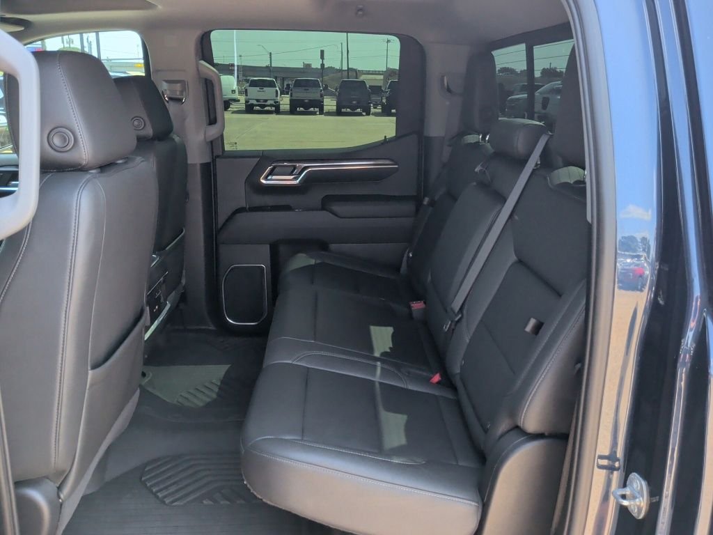 Used 2022 Blue Chevrolet LTZ image 38