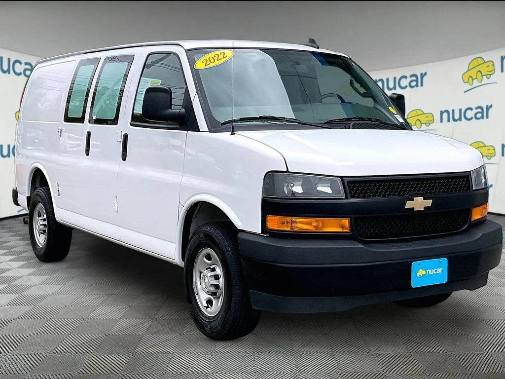 2022 Chevrolet Express 2500 Work Van HD's photo