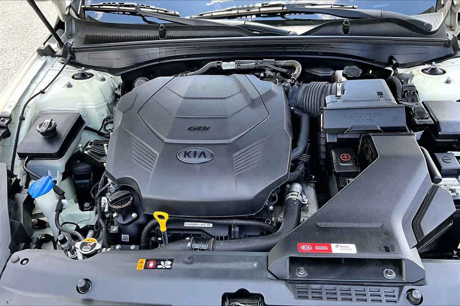 Used 2019 Snow White Pearl Kia Technology image 49