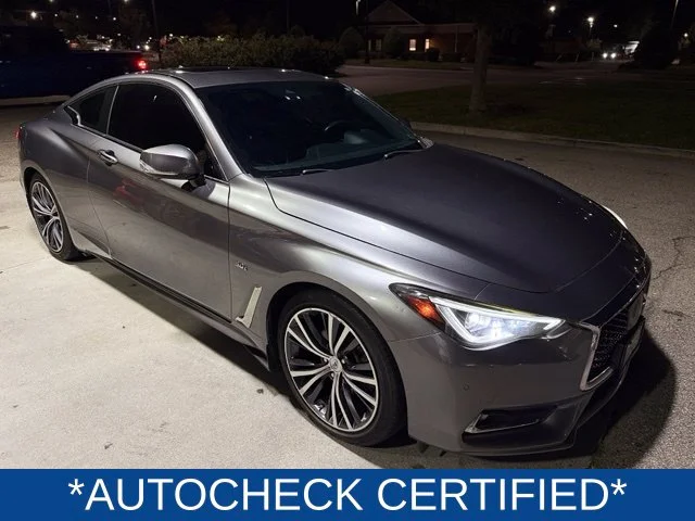 Used 2017 Gray INFINITI 3.0t Premium image 2