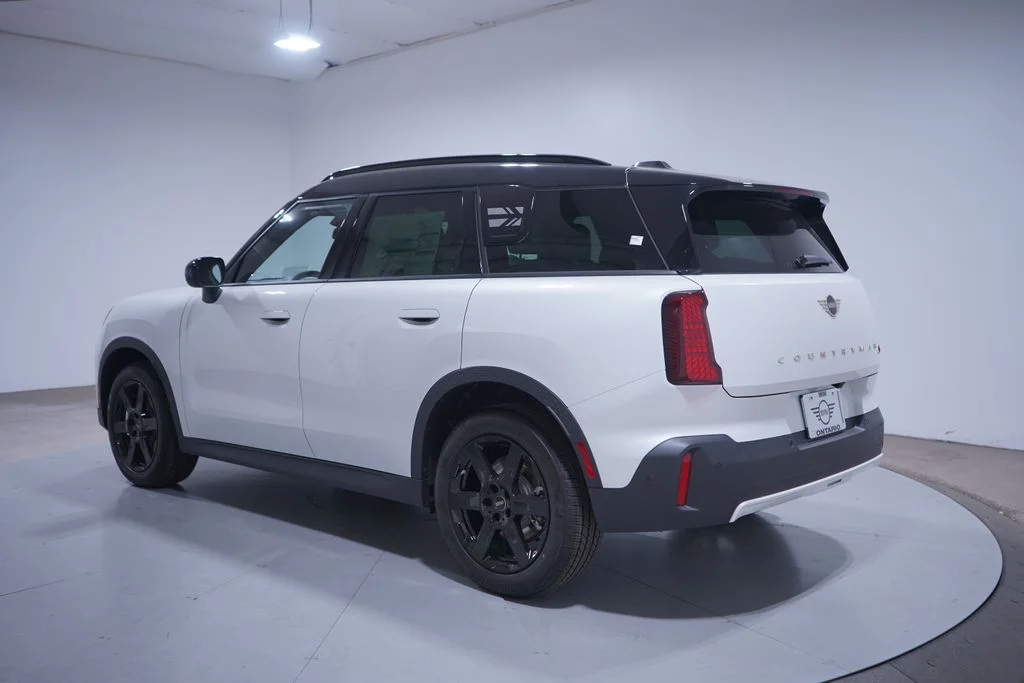 2026 MINI Countryman S - Photo 3