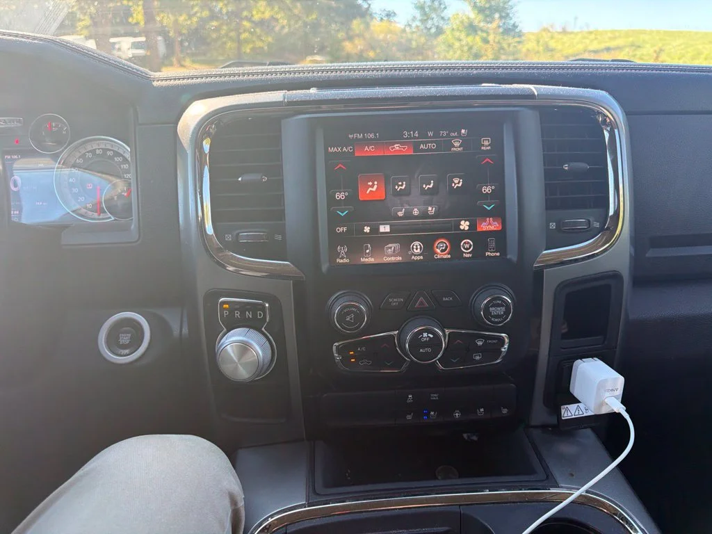Used 2016 White Ram Sport image 21