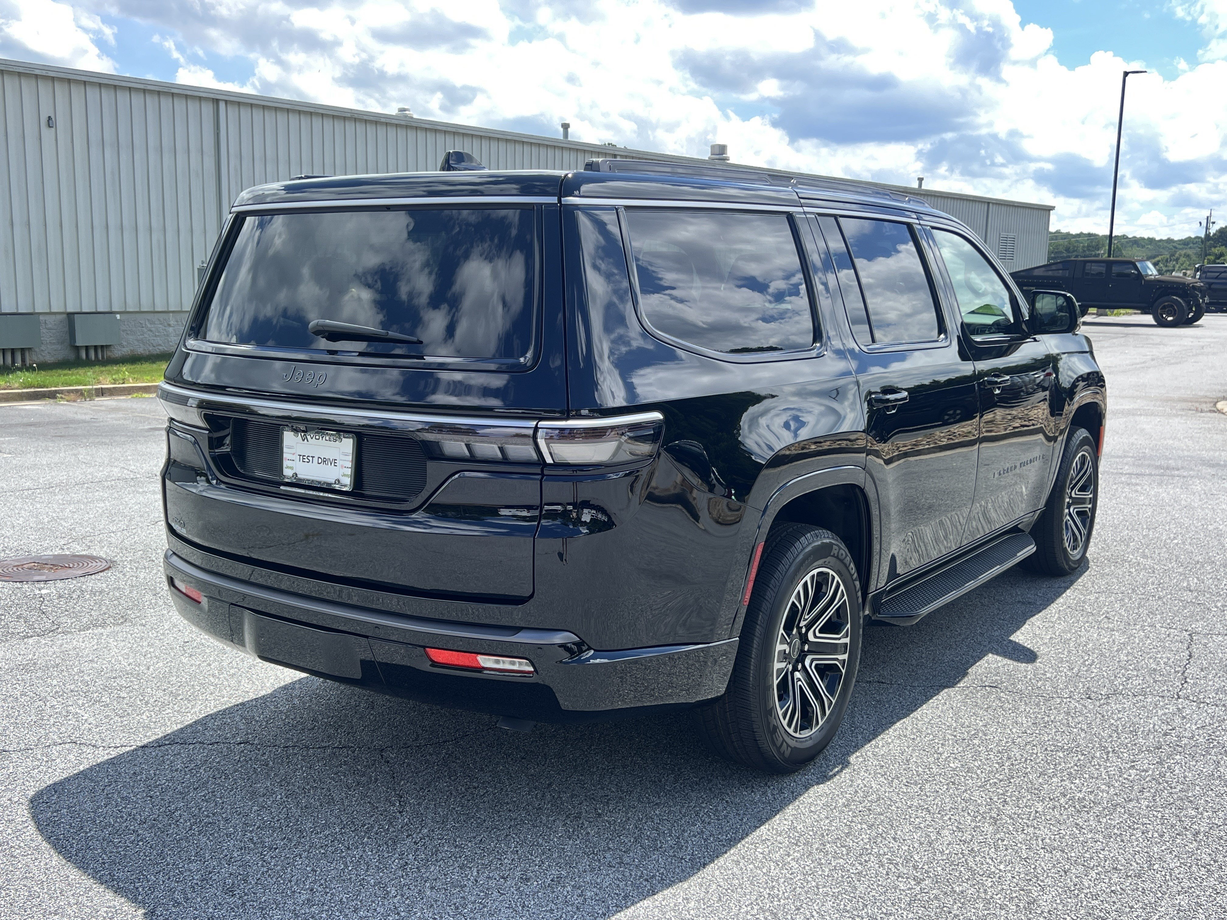New 2026 High Gloss Black Jeep Limited image 8