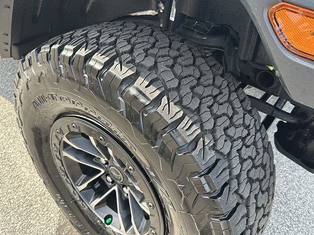Used 2026 Green Jeep Moab 392 image 11