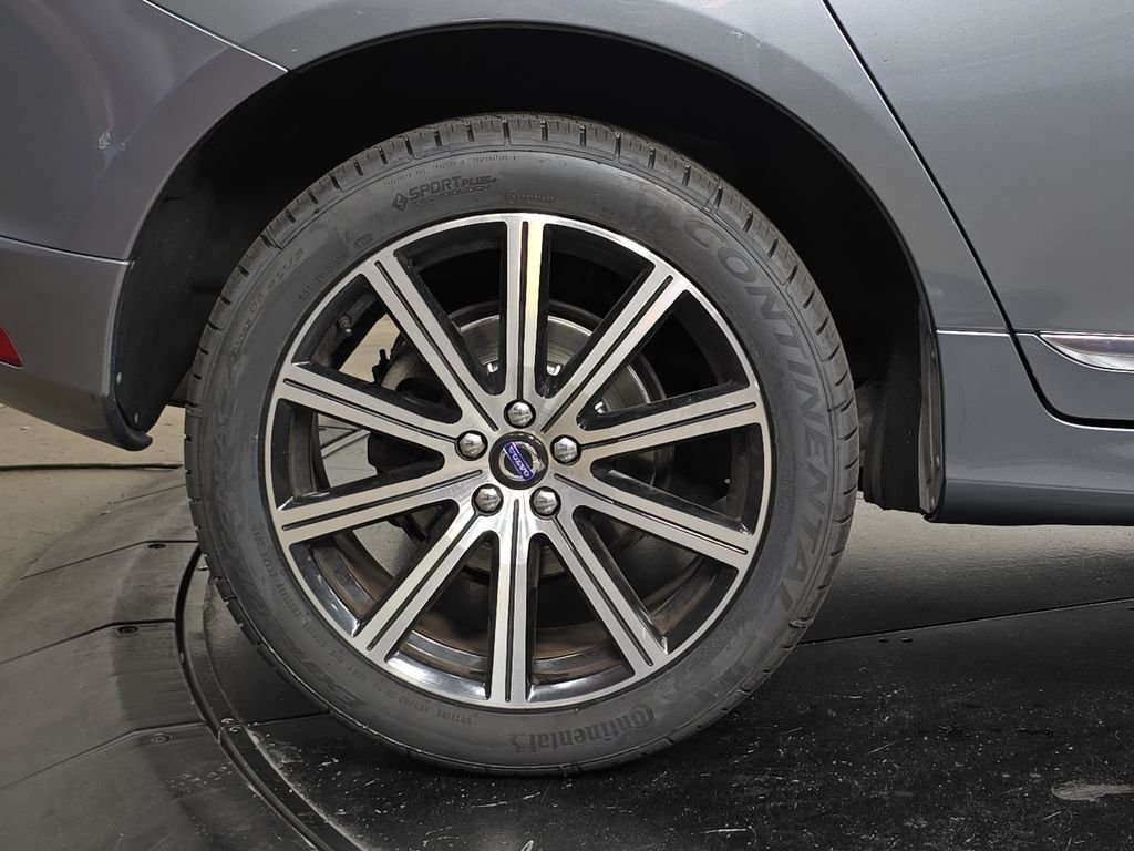 Used 2016 Gray Volvo T5 Drive-E Premier image 29