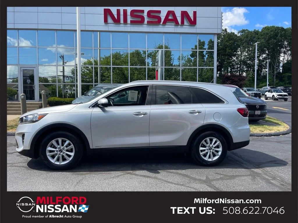 Used 2020 Kia Sorento LX with VIN 5XYPGDA3XLG652309 for sale in Milford, MA