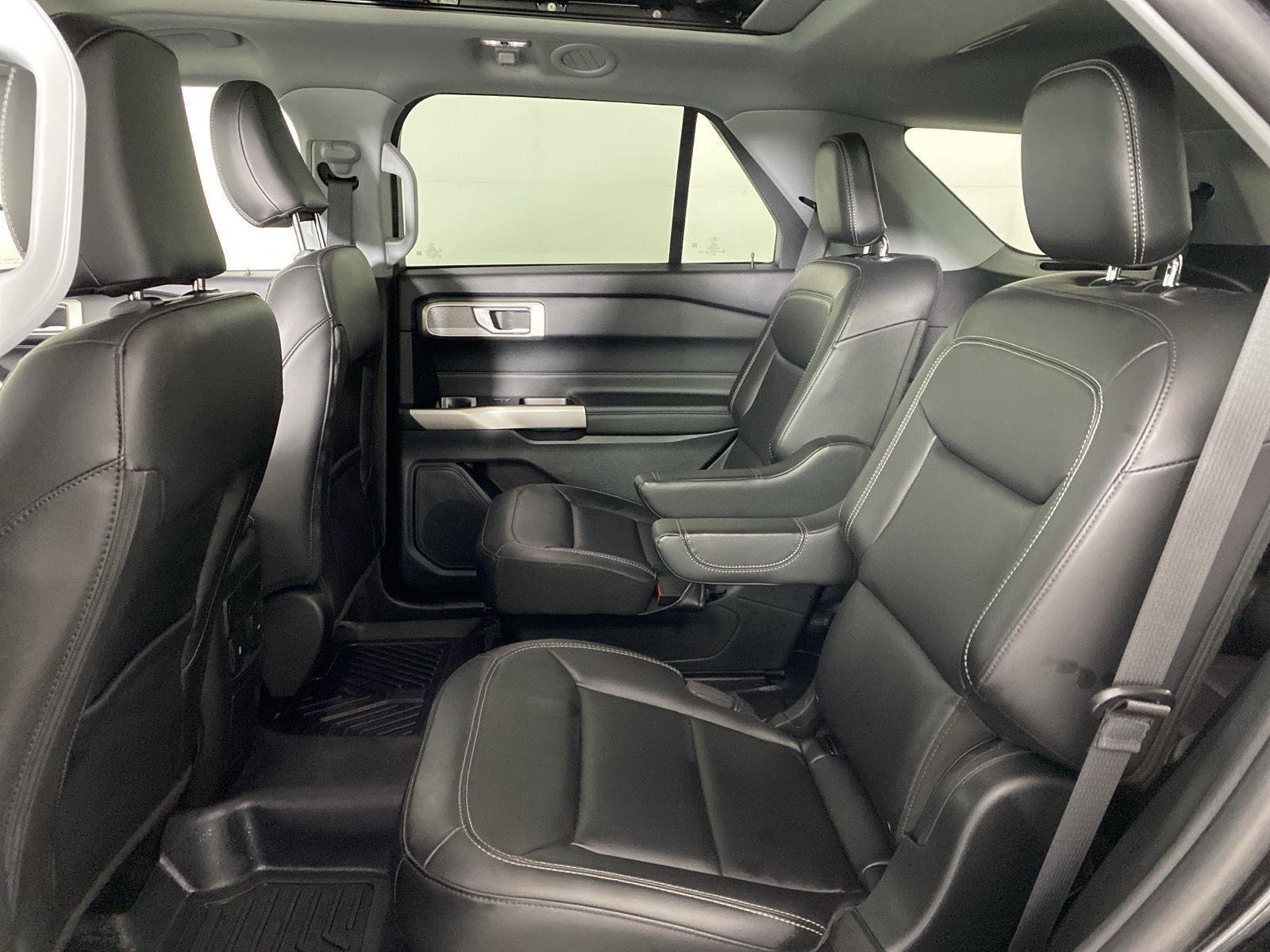 Used 2023 Agate Black Metallic Ford XLT image 43